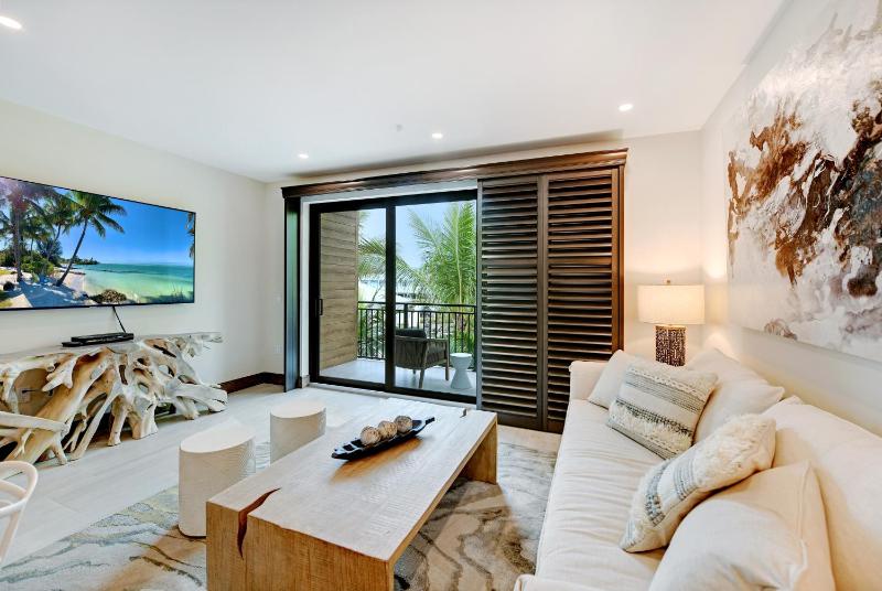 Bali Hai Beach Resort - image 3