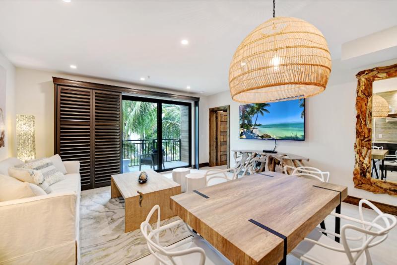 Bali Hai Beach Resort - image 12