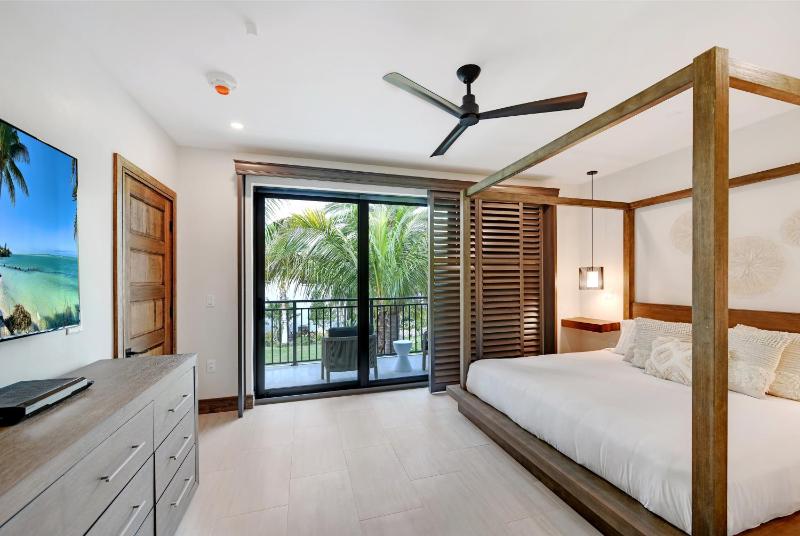 Bali Hai Beach Resort - image 38