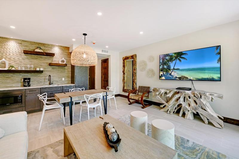 Bali Hai Beach Resort - image 17