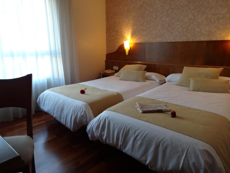 Budget Double or Twin Room image 3