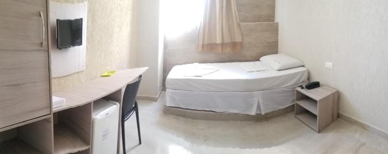 Hotel Uzi Mar - image 8