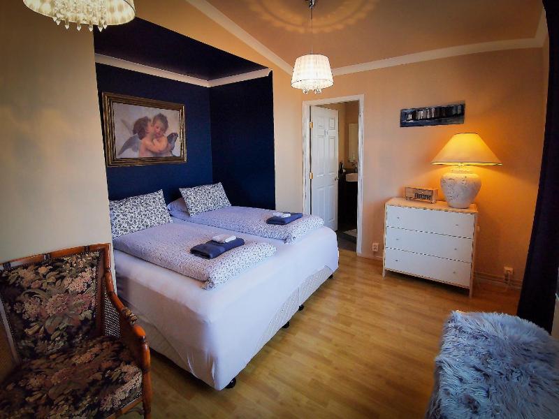 Double Room with Shared Shower image 1