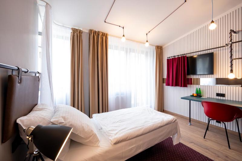 Two-Bedroom Suite with Terrace image 3