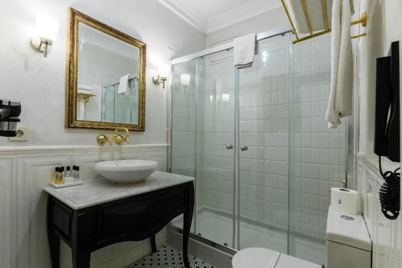 Comfort Double Room image 2