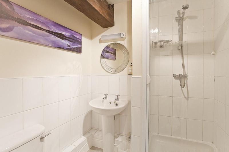 Two-Bedroom Apartment image 4