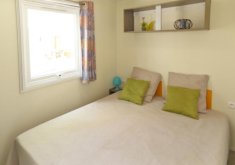 Three-Bedroom Bungalow image 2