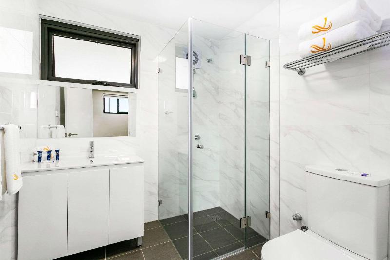 Superior Twin Room image 2