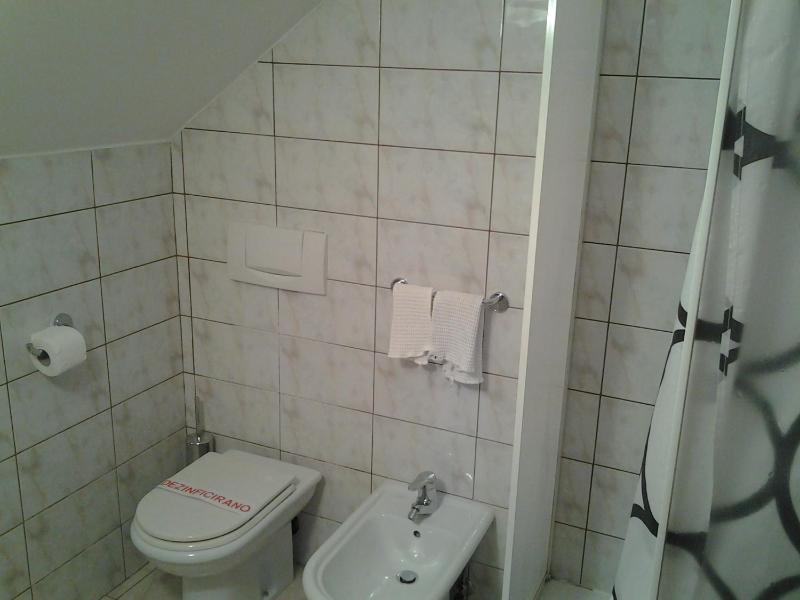 Double or Twin Room image 3