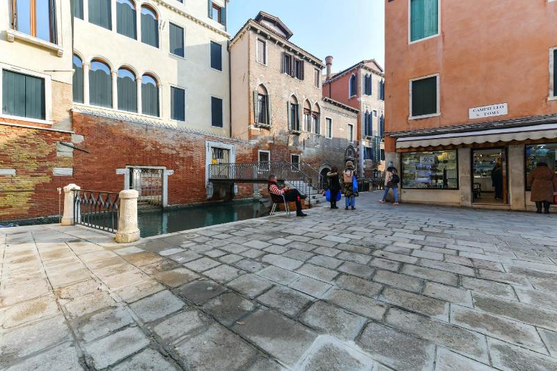 Three-Bedroom Apartment image 2