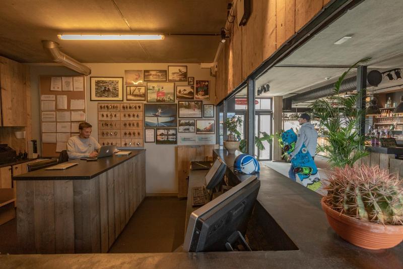 Lakeside Paradise Sport Hostel - image 18