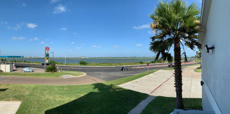 Days Inn by Wyndham Rockport Texas - image 28