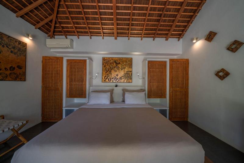 Villa Teman - Luxury 4BR Villa in Central Seminyak - HUGE POOL - image 47