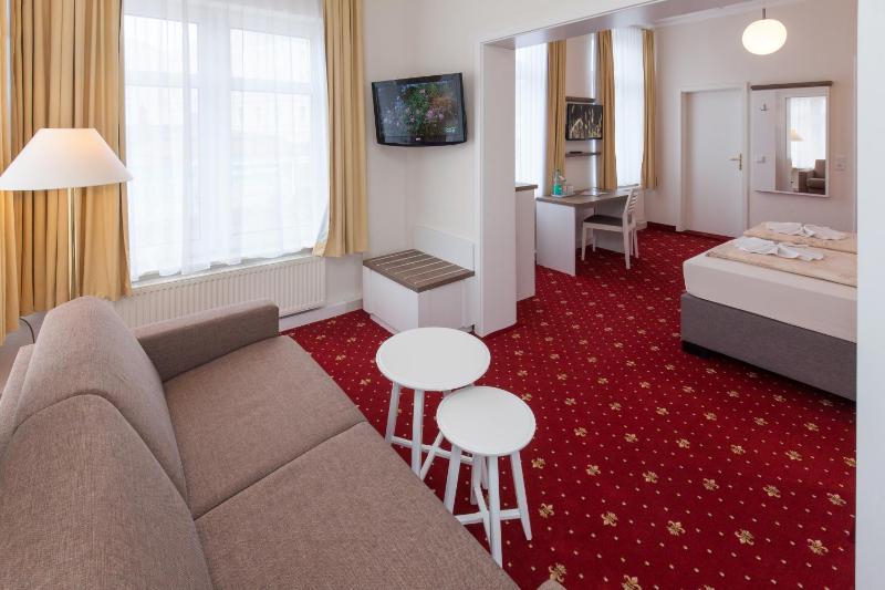 Suite image 4