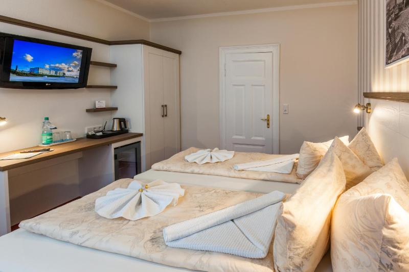 Hotel Weisse Düne - image 38