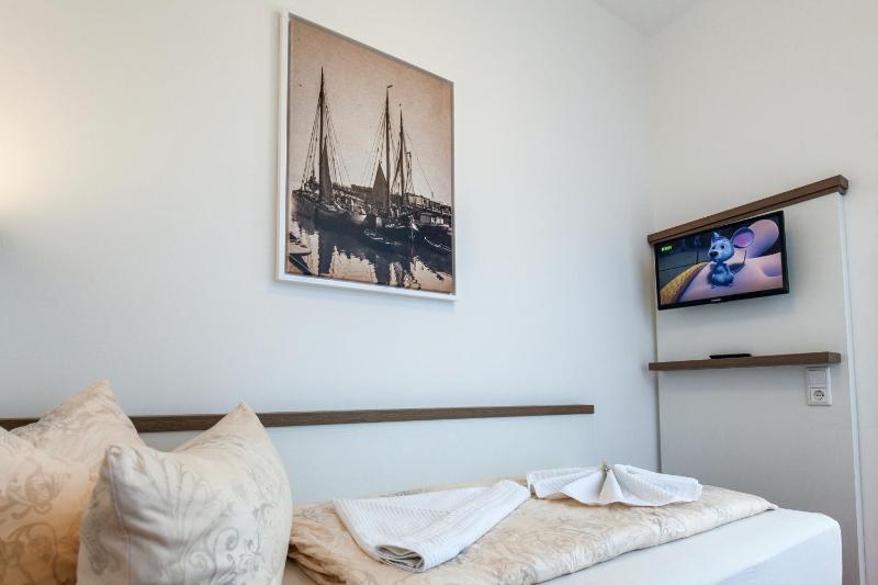 Triple Room image 4