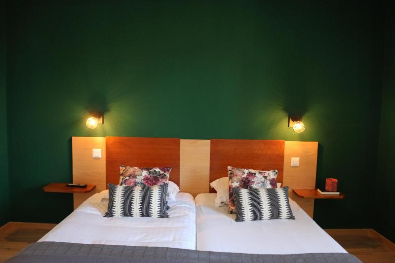 Double or Twin Room with Shower image 1