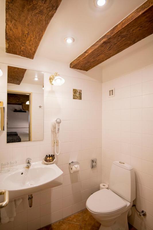 Superior Twin Room image 2