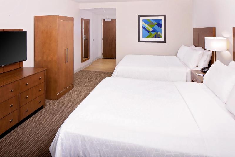 Holiday Inn Express & Suites Austin Downtown - University By IHG - image 10