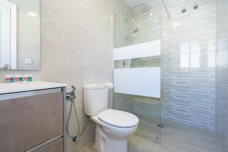 Triple Room image 2