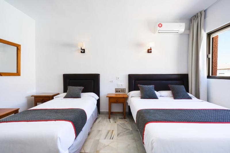 Triple Room image 4