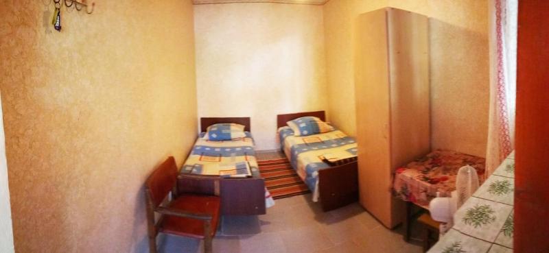 Budget Twin Room image 3
