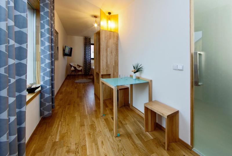 Deluxe Double Room image 3