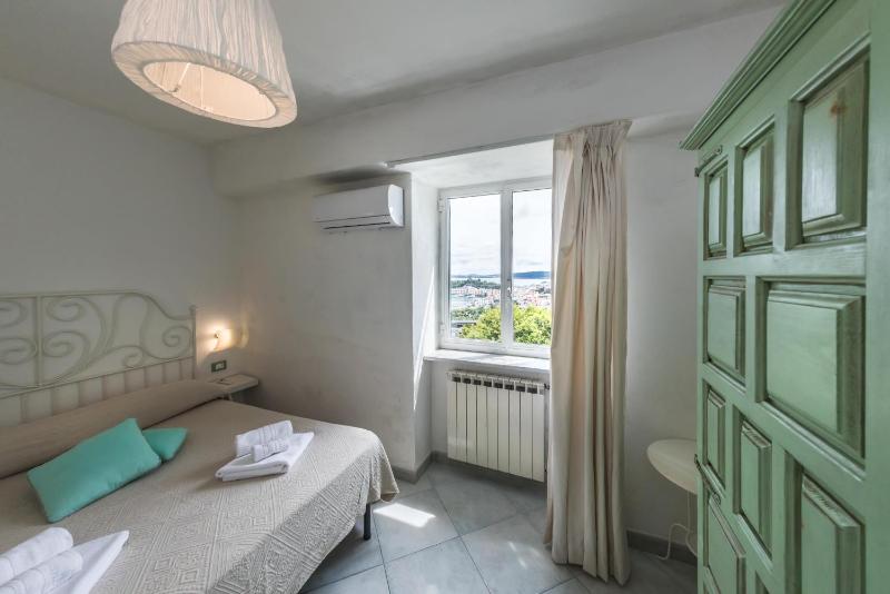 Ischia Dream Visions - image 18