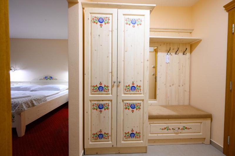 Triple Room with Balcony image 2