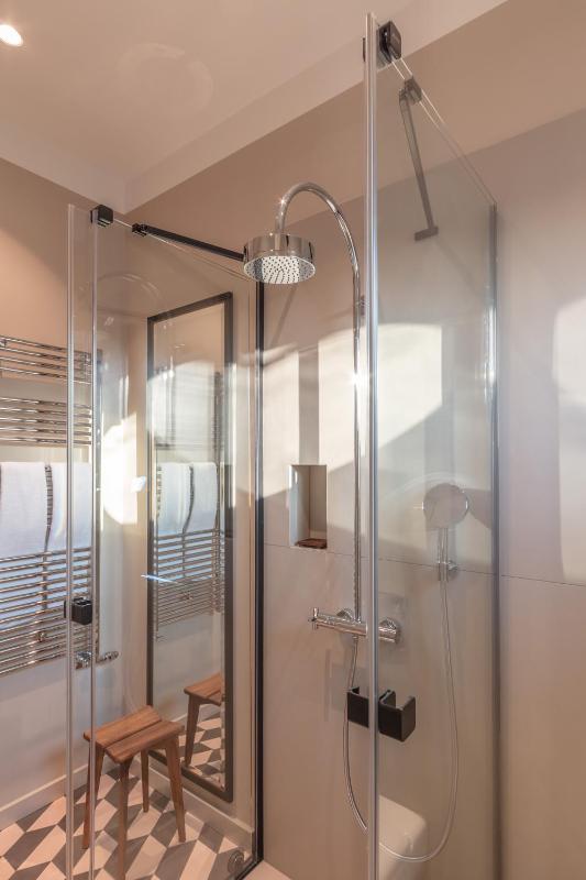 Deluxe Double Room with Balcony image 1