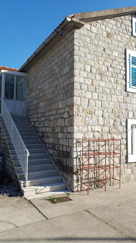 Two-Bedroom Apartment with Balcony image 2