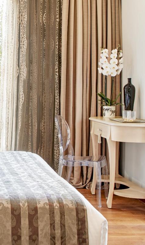 Dioni Boutique Hotel - image 33