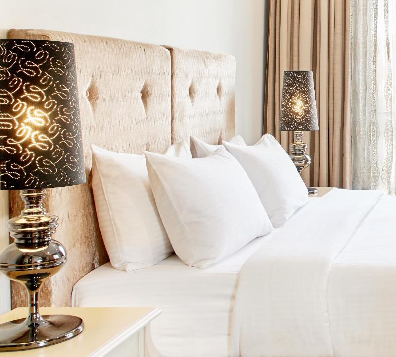 Dioni Boutique Hotel - image 2