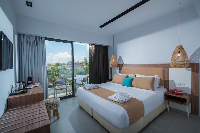 Double Room Plus image 1