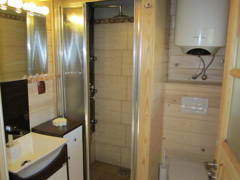 One-Bedroom Chalet image 2