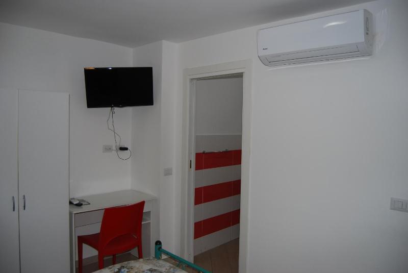 Sorrento Deluxe B&B - image 6
