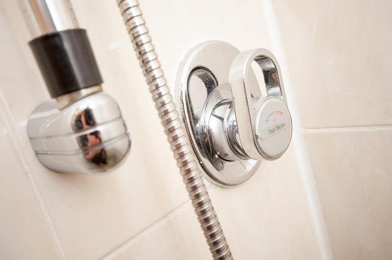 Double Room with Private Bathroom image 3