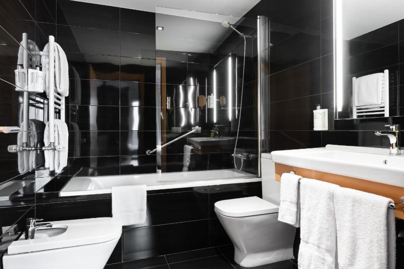 Double or Twin Room with External Views image 4