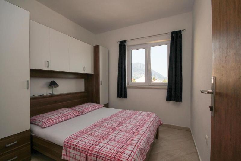 Two-Bedroom Apartment with Balcony and Sea View image 2