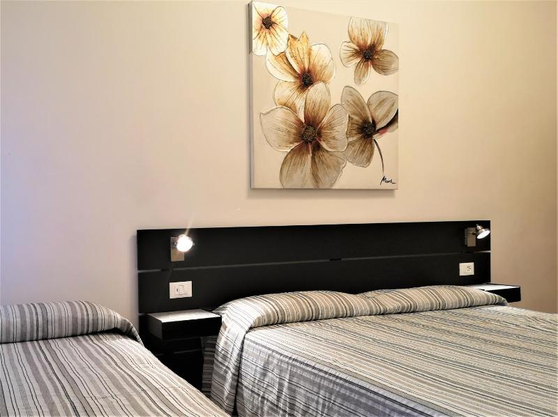Triple Room image 3