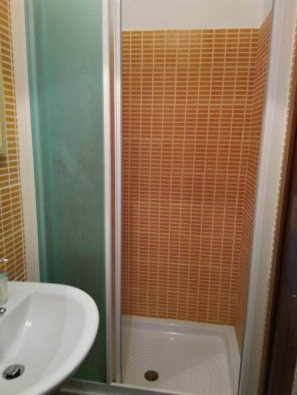 Double Room with Private Bathroom image 3