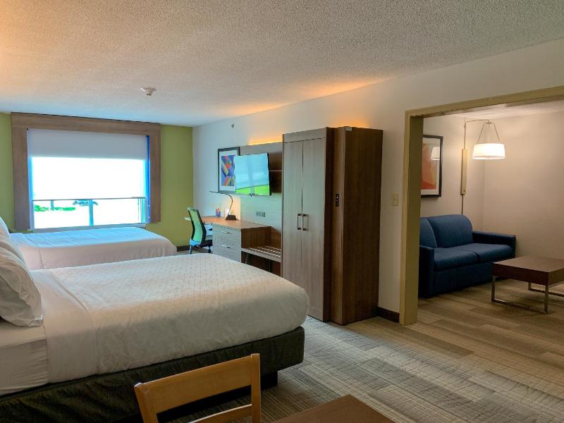 Executive Queen Suite image 4