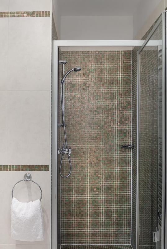 Superior Suite image 3