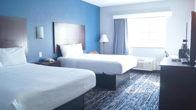 Queen Room with Two Queen Beds image 1