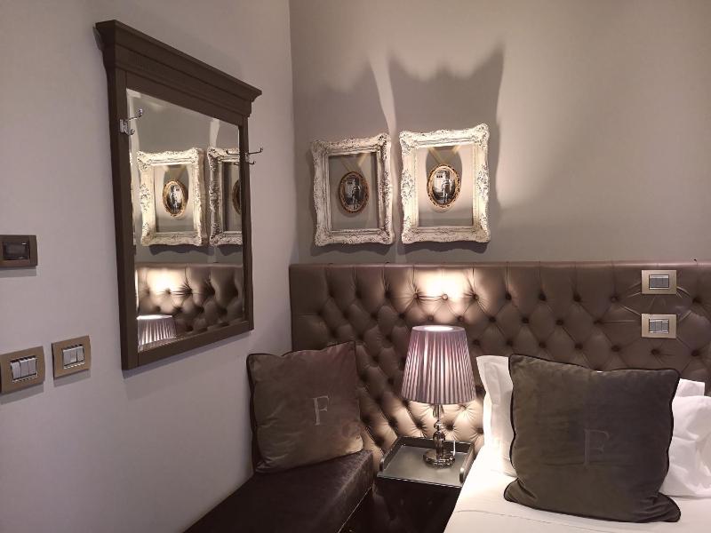 Standard Double or Twin Room image 3