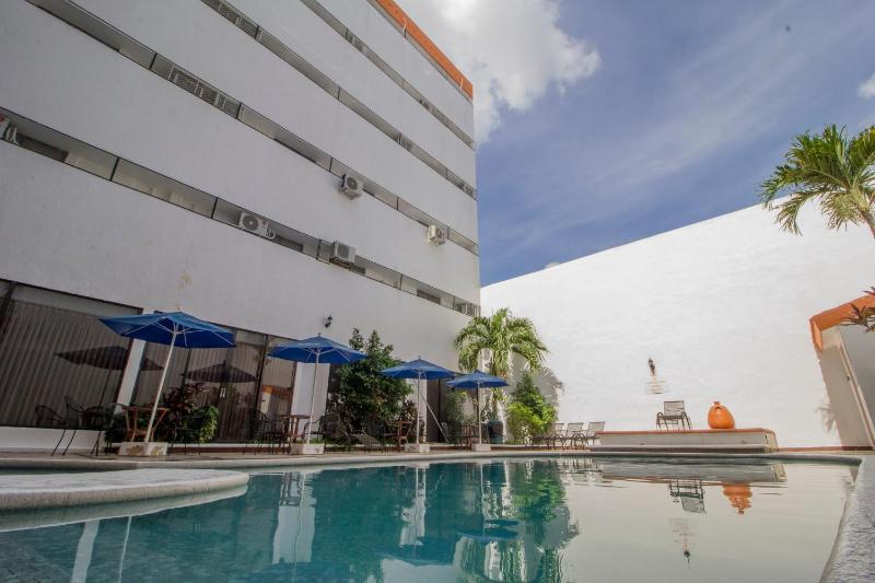 Hotel Ambassador - image 16