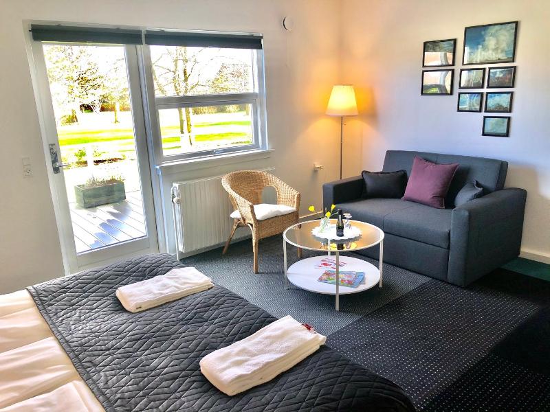 Double Room with Terrace image 3