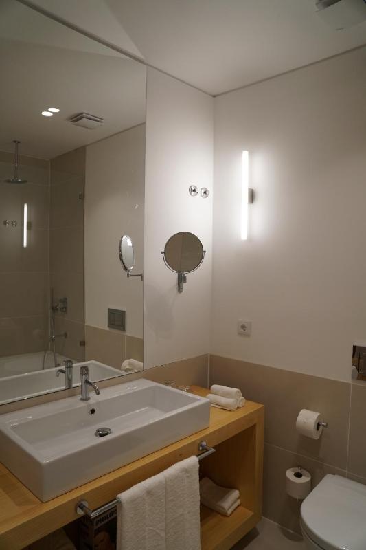Flora Baixa Apartments - image 11
