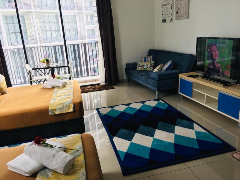 Studio I-Soho D'Gunduls Homestay by DGH I-CITY - image 16