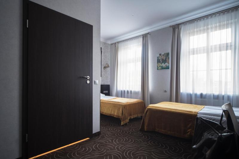 Double Room - Disability Access image 1
